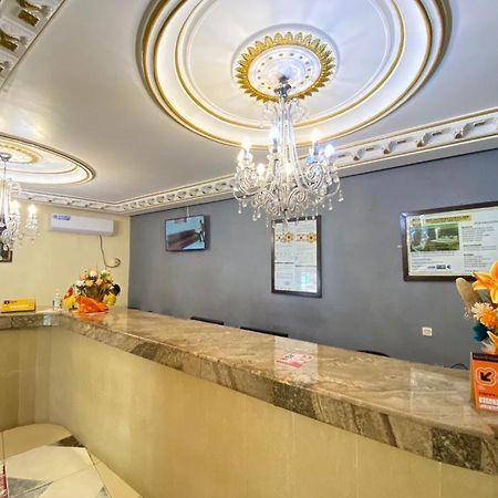 Fini Hotel Bobende Limbe Εξωτερικό φωτογραφία