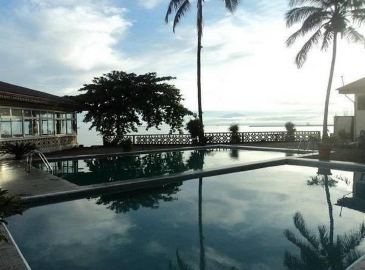 Fini Hotel Bobende Limbe Εξωτερικό φωτογραφία